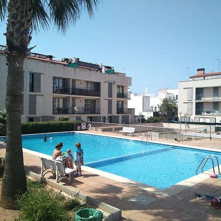 Apartament Amb Piscina I Terrassa ثيوداديلا المظهر الخارجي الصورة
