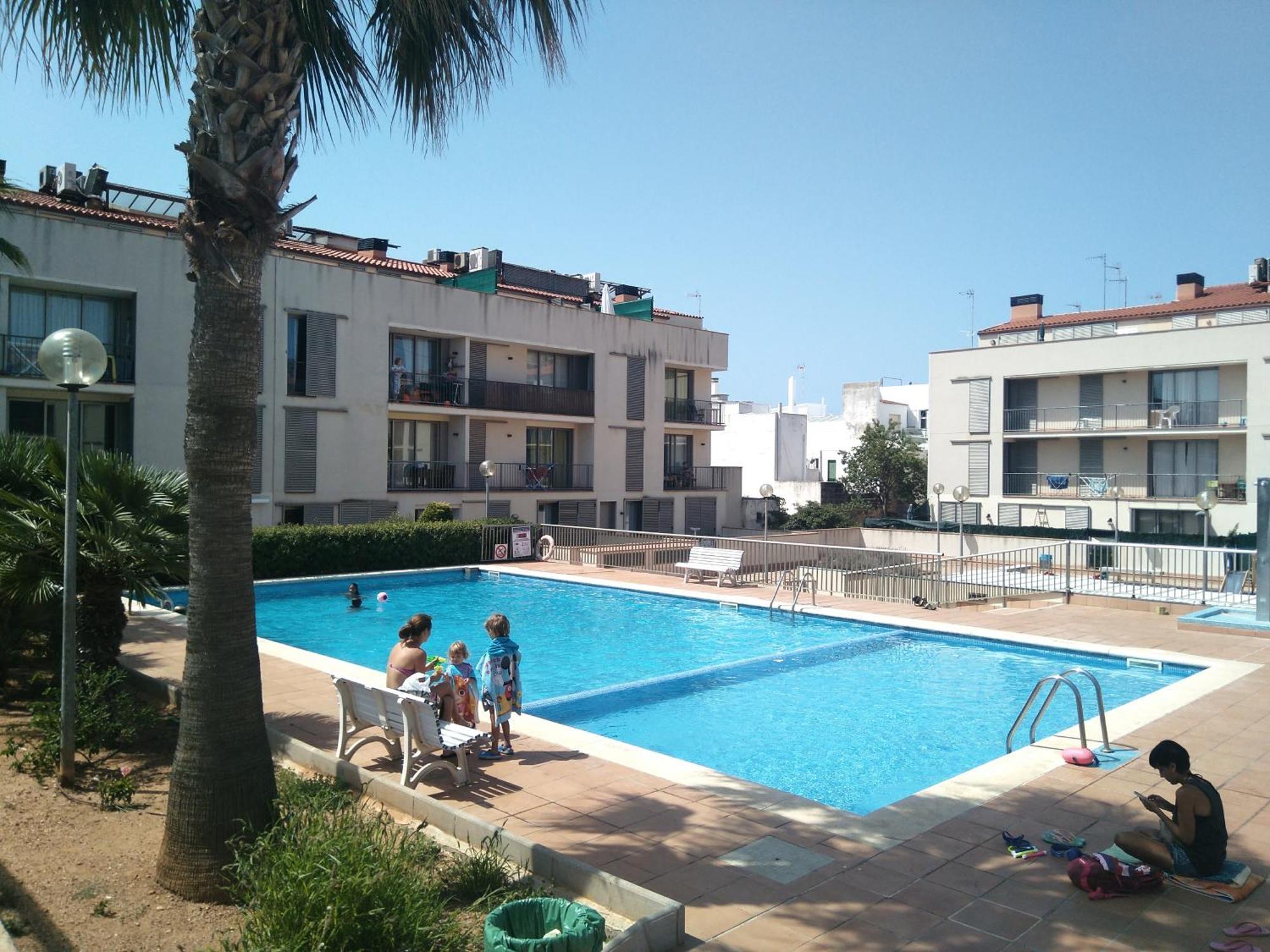 Apartament Amb Piscina I Terrassa ثيوداديلا المظهر الخارجي الصورة